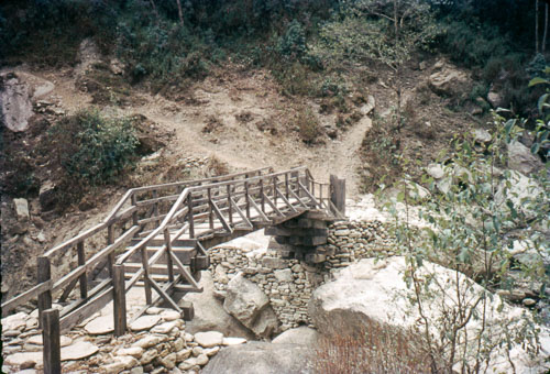 JCross_FB00124.jpg JCross_FB00124.jpg