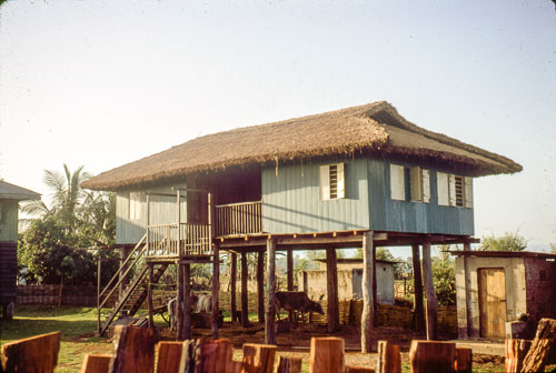 JCross_FB00185.jpg JCross_FB00185.jpg