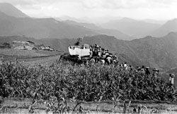 gurung-funeral-nepal-circa-1973-74_4423453887_o.jpg