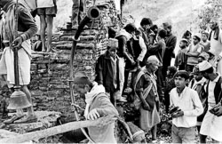 gurung-shotput-competion-circa-1973-74_4427013720_o.jpg