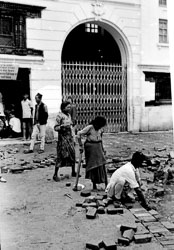 kathmandu-nepal-circa-1973_5626297283_o.jpg